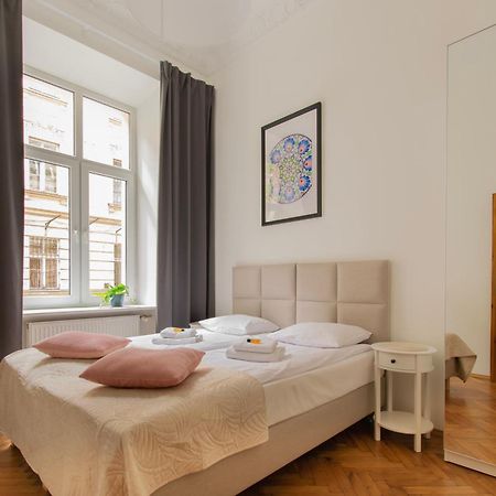 Ground Floor Family Apartment Krakow Dış mekan fotoğraf
