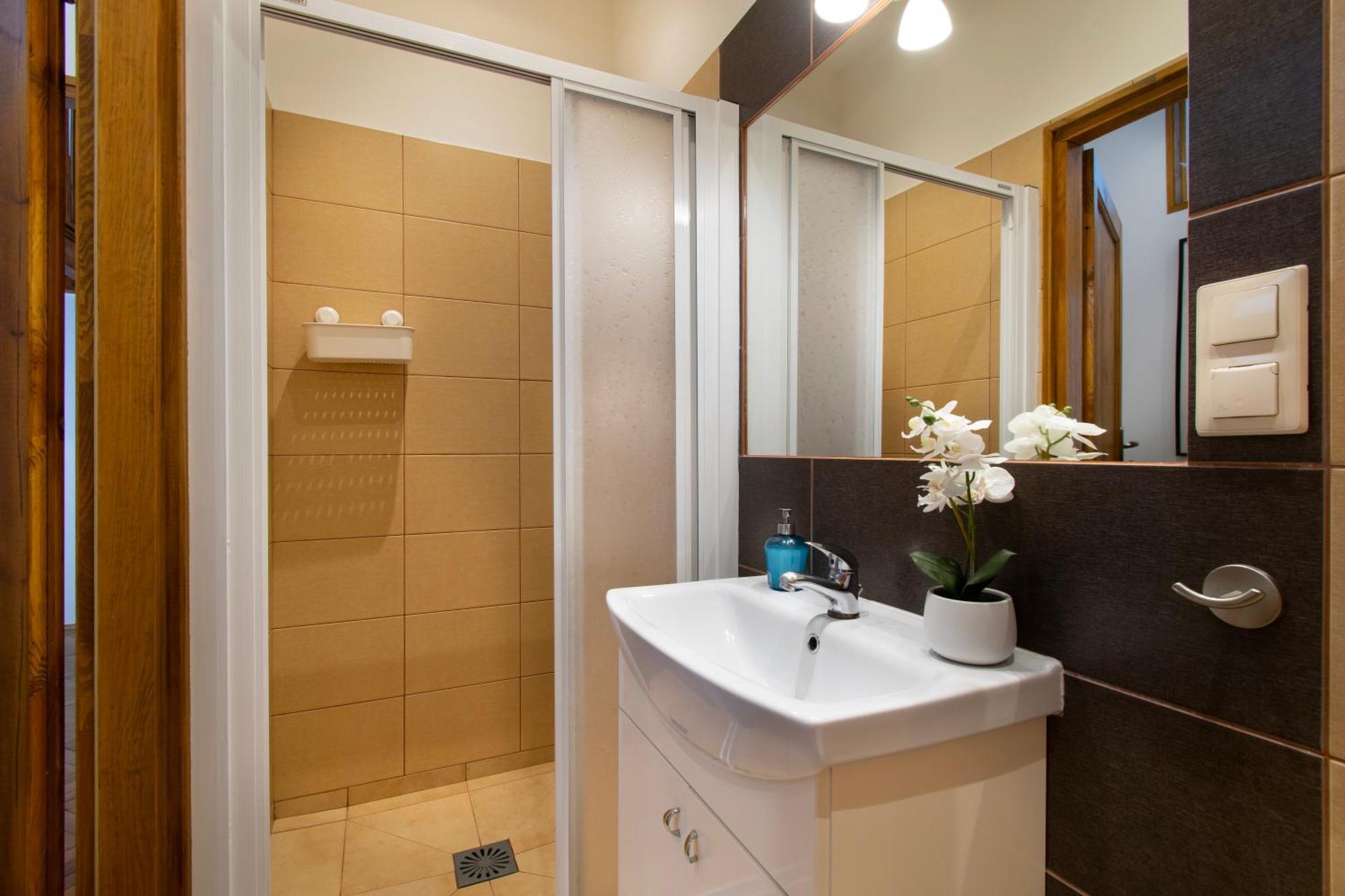 Ground Floor Family Apartment Krakow Dış mekan fotoğraf