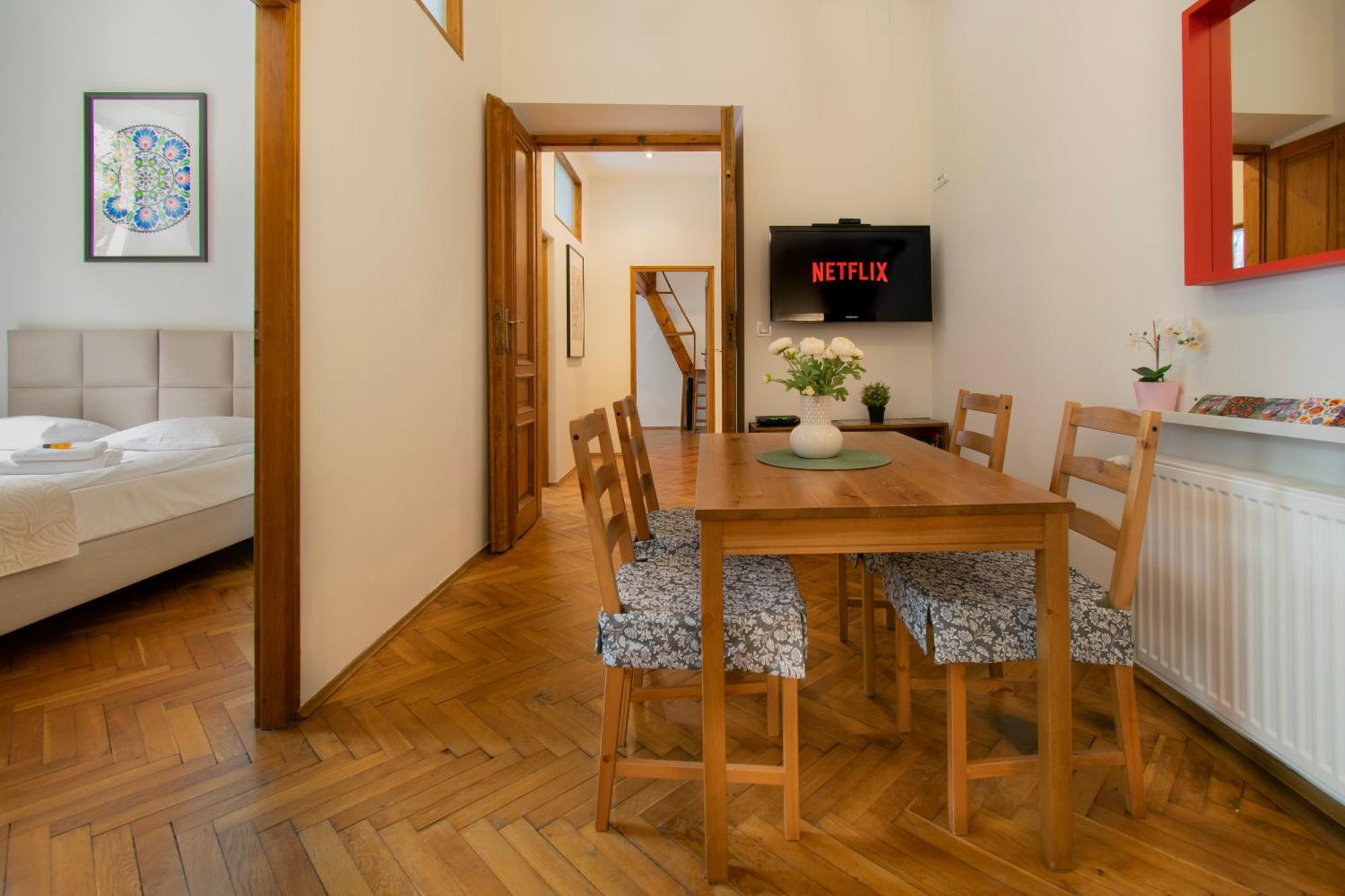 Ground Floor Family Apartment Krakow Dış mekan fotoğraf